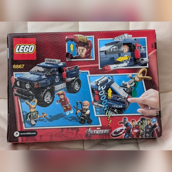 NWT Rare - 6867 Loki's Cosmic Cube Escape LEGO Set - Picture 2 of 3